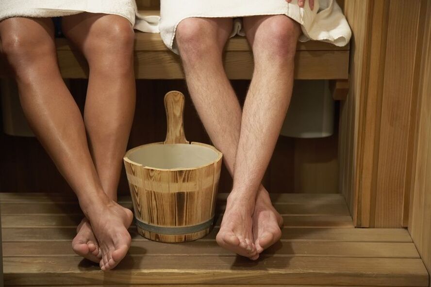 infection with warts in the sauna